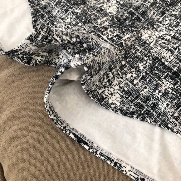 New Buffbunny Collective Shorts, Black and White Print, Size Small / 2.5" Inseam - Picture 3 of 9
